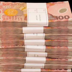 Buy NZD $100 Prob Money
